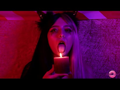 ❤️ מציצה נלהבת מ-Sexy Succubus עם הגשמה בפה סופר-סקס בפורנו iw.niceporn.ru ❤